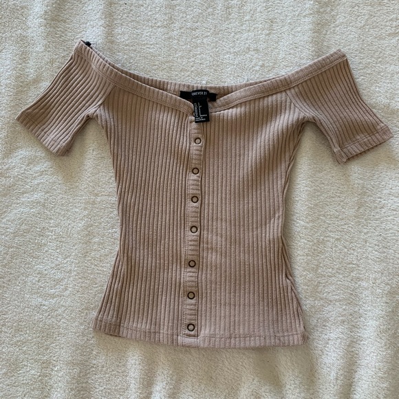 Forever 21 off the shoulder top - Picture 1 of 2